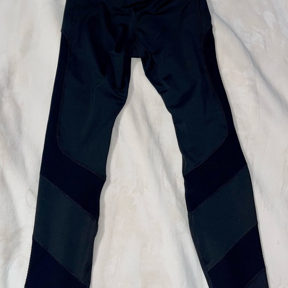 NWT Nike Luxe Pocket Tights Last Chance!  Make Offers! - Picture 11 of 14